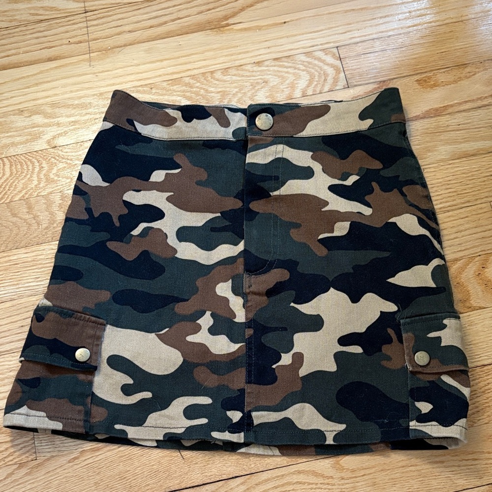 Forever 21 Camouflage Pencil Skirt